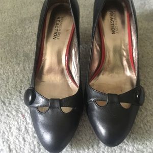 CLEARANCE! Kenneth Cole reaction black heel 6.5